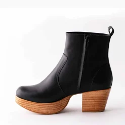 Fortress Charli Platform Bootie - Black