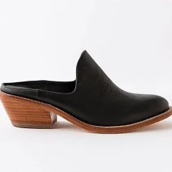 Fortress Michelle - Black