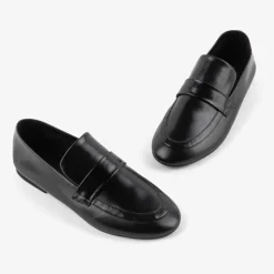 Intentionally _____ Perm Loafer - Black